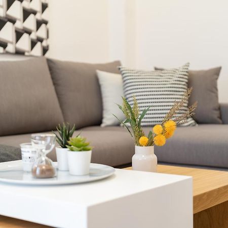 Pagrati'S Best Apartment Афины Экстерьер фото