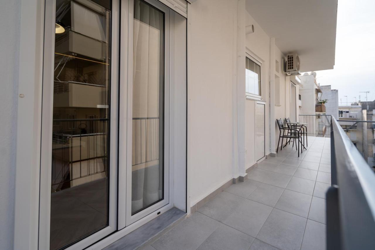 Pagrati'S Best Apartment Афины Экстерьер фото
