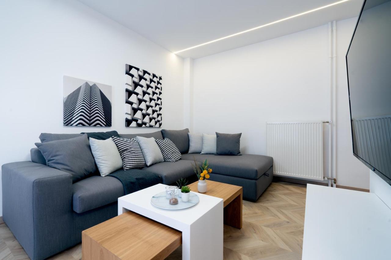 Pagrati'S Best Apartment Афины Экстерьер фото