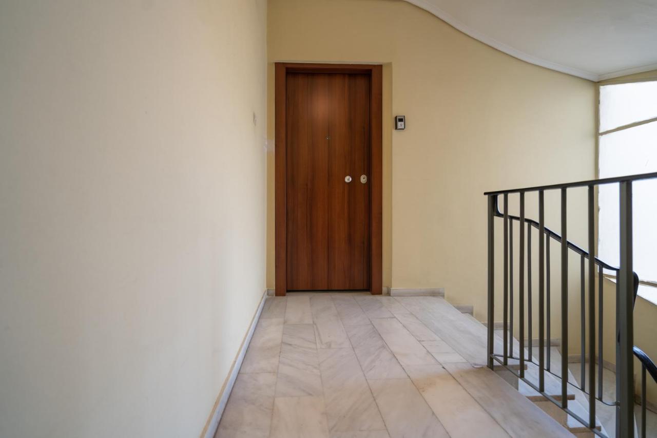 Pagrati'S Best Apartment Афины Экстерьер фото